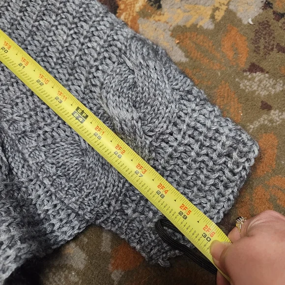 Sweater - Picture 10 of 10